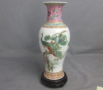 Vintage Chinese Porcelain Republic Period Vase 12.4"