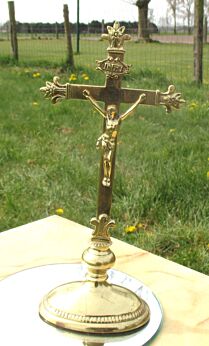 Antique Brass Crucifix Christ Christianity Cross Memento Mori Table Cross