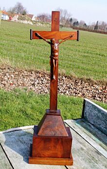 Antique Hand Carved Wooden Jesus Christ Cross Table Standing Crucifix