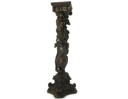 Gothic Large Exceptional Antique Plaster doré Base Pedestal for Statue  Lion Head