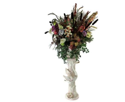 Italian Bassano Pedestal with Planter and  Flowers Italy Marked Lovely Porcelain large Swan Gorgeous