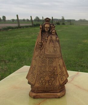 Small vintage Virgin Mary Madonna with Child Jesus Catholic Chapel