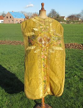 Antique Gold Colored Chasuble Casula Tunicle Authentic Catholic Embroidery