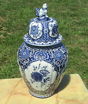 Vintage Dutch Royal Sphinx Maastricht Delft Blue Porcelain Lidded Vase Urn Lion
