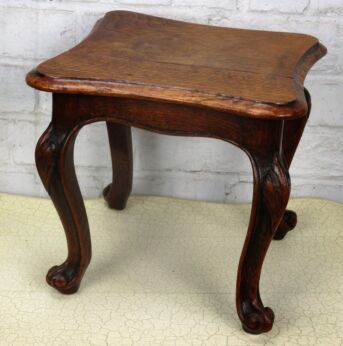 Edwardian Style Vintage Small Side Table Plant stand Very Elegant