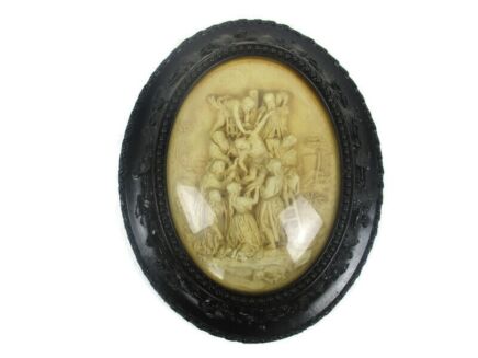 Antique Ornate Frame Convex Glass Dome Wood Jesus taken off the Cross WOW