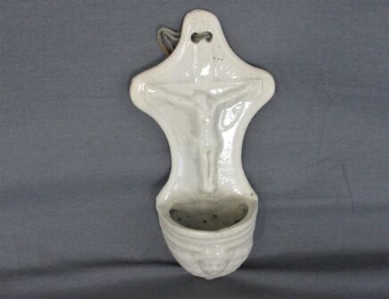 Antique White Holy Water Font Vessel Christ Porcelain Wall Hanging Crucifix 6.69"