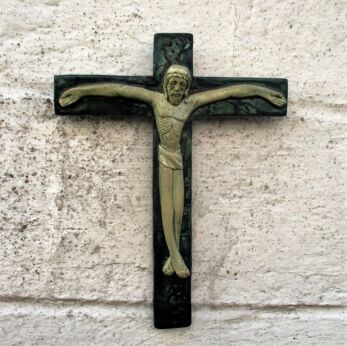 Mid Century Design Modernist Ceramic Crucifix Jesus Christ Green Gorgeous
