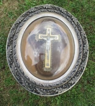 Vintage Large Oval Frame Dome Glass Ornate Plaster Wood Crucifix Gorgeous 25.79"