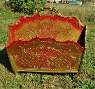 Florentine Magazine Newspaper Basket Hollywood regency Toleware Beautiful Rare
