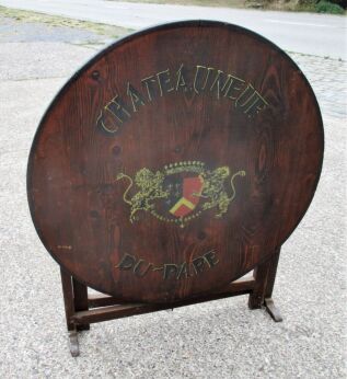Burgundian French Châteauneuf du Pape Wine Table Vineyard Collector HTF Rare
