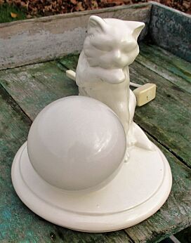 Vintage NOS Table Side Desk Lamp Ceramic Cat Italian Ball lamp white