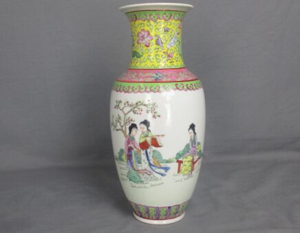 Vintage Chinese Porcelain Republic Period Vase Famille Rose 12.6"