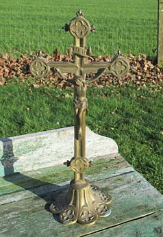 Antique Brass Ornate Calyx Jesus Christ Table Cross Crucifix Memento Mori