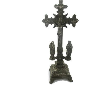 Standing Crucifix Cross Saint John Saint Mary  Magdalene golgotha Apostles Ornate