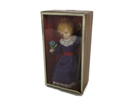 Vintage Our Lady of Loretto Figurine Hand Made in Shadow Box Miniature Small Maria Loretto 3.93"