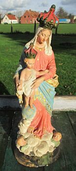 Vintage Virgin Mary Madonna with Child Plaster Statuette Chalk Angels Lovely