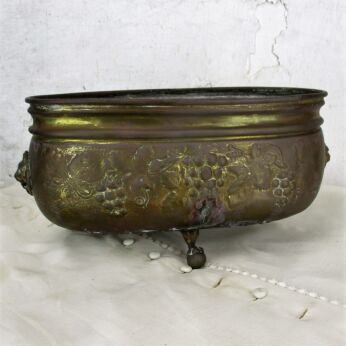 Ornate brass Planter Jardiniere Tripod HTF Lion Head and Legs Embossed