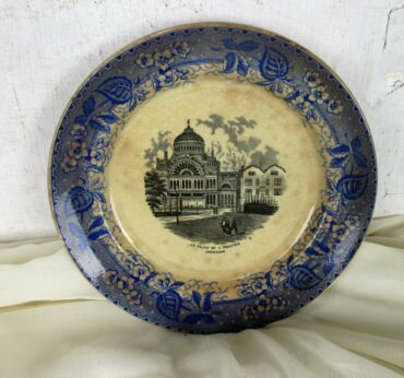 Societe Ceramique Maestricht Holland Plate Palais de L'industrie Amsterdam HTF