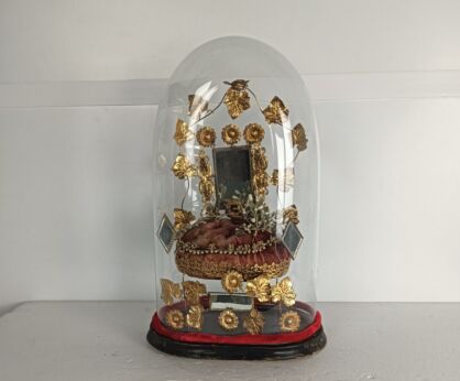 oval Antique 1800s Victorian French Bridal Wedding Glass Dome Gold Ormulu Gilt leafs 