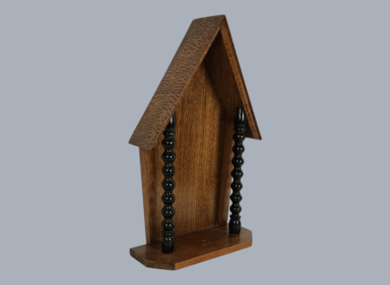 Medium height vintage carved wooden chapel niche for statue bobbin stems