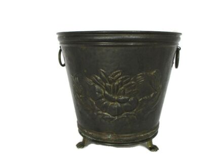 Large Planter Vintage Hammered Brass Kettle Decorative Lion Feet Flowers Rings Beautiful Flower pattern