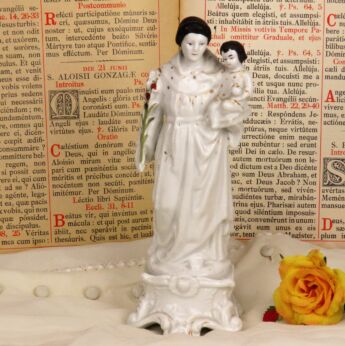 Antique 1900 Vieux Paris Porcelain Statue H. Heart Virgin Mary Infant Jesus 9"