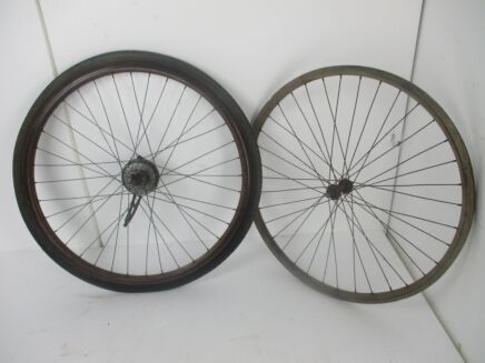 Couple Wood Rim Wooden Bicycle Wheel Metal Clad pirelli Italy Authentic Tire