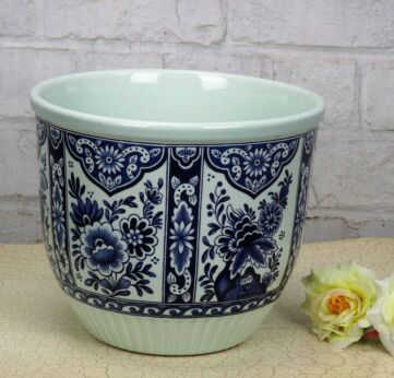 Vintage Boch Royal Sphinx Delfts blue White Flower Pot Jardiniere Planter Marked