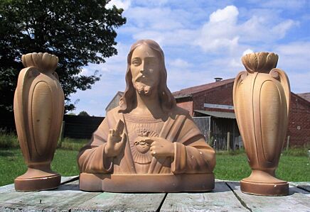 Plaster Statuette Bust Jesus Christ 2 Matching Vases Brown Holy Heart Marked