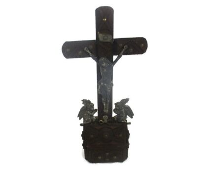 Tramp Trench Tramp Folk art Standing Hand Carved Wooden Crucifix Angels Lovely
