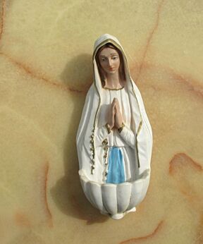 Vintage Holy Water Font Resin Virgin Mary Church Wall Hanging Lovely Catholic