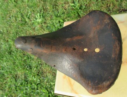 Vintage Antique Leather Spring Brown 218 saddle Bicycle Motorcycle Authentic