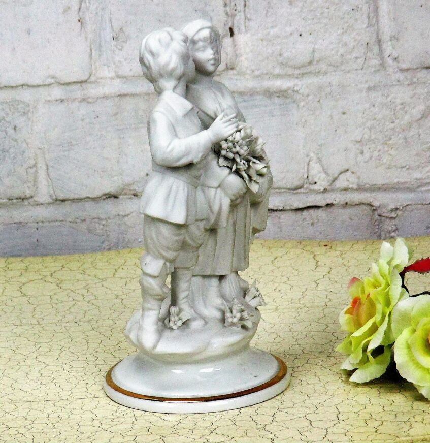Stunning Figurine Couple Marcolin Capodimonte Porcelain Bisque