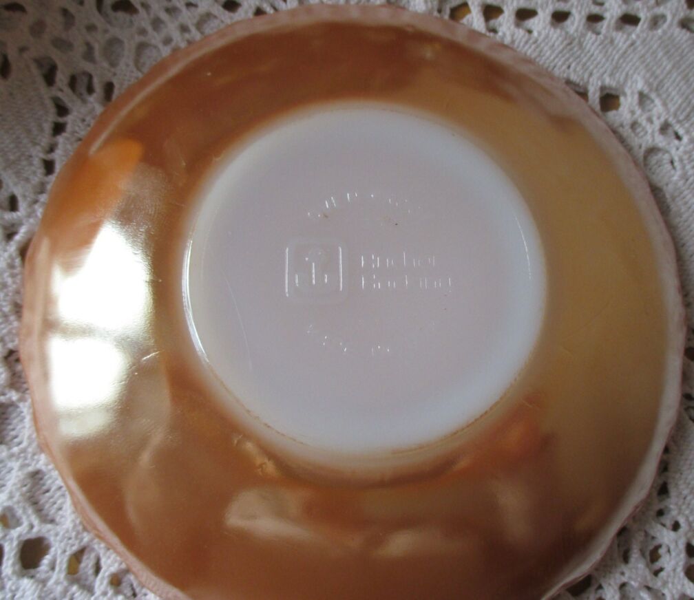 Vintage Anchor Hocking Fire King Peach Luster 6 Cup and