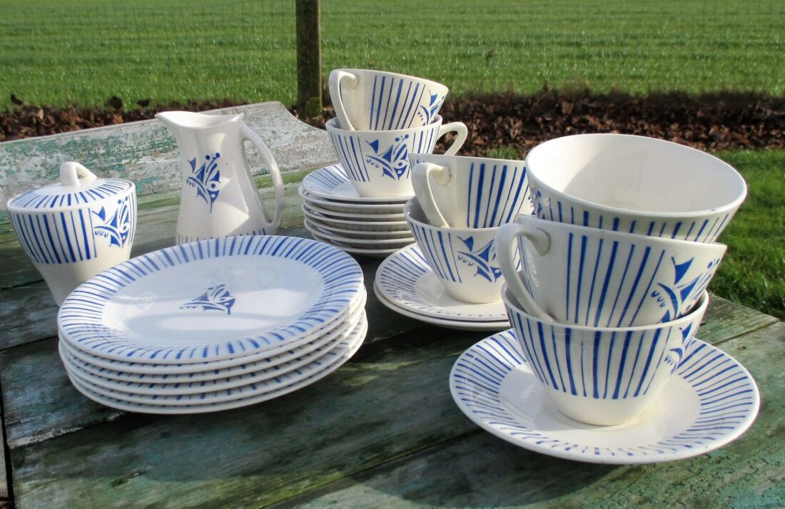 Boch La Louviere Riviera Blue White expo 58 Breakfast Set