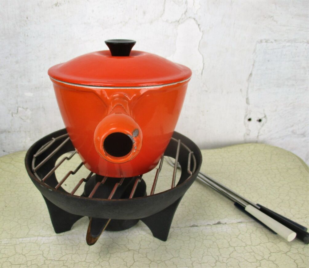 キッチン収納・ラック Le Creuset Cast Iron Pot Stand Orange Le Creuset Cast Iron Pot Stand Orange LE CREUSET 5 tier cast