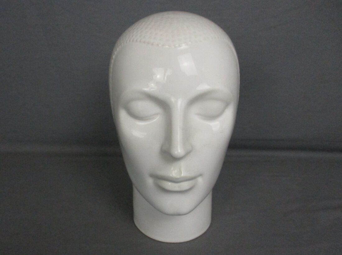 Male Mannequin Head Display