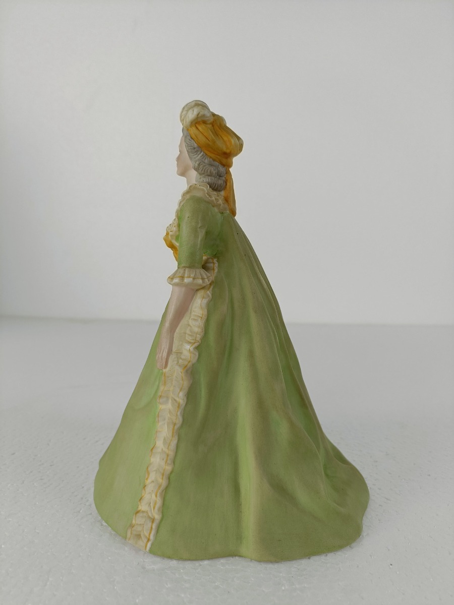 Exquisite Franklin Porcelain Marie Antoinette Limited Edition